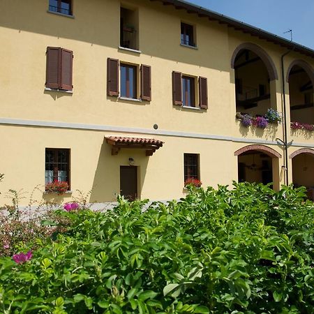 Bed and Breakfast Cascina Delle Mele Vittuone Exteriér fotografie